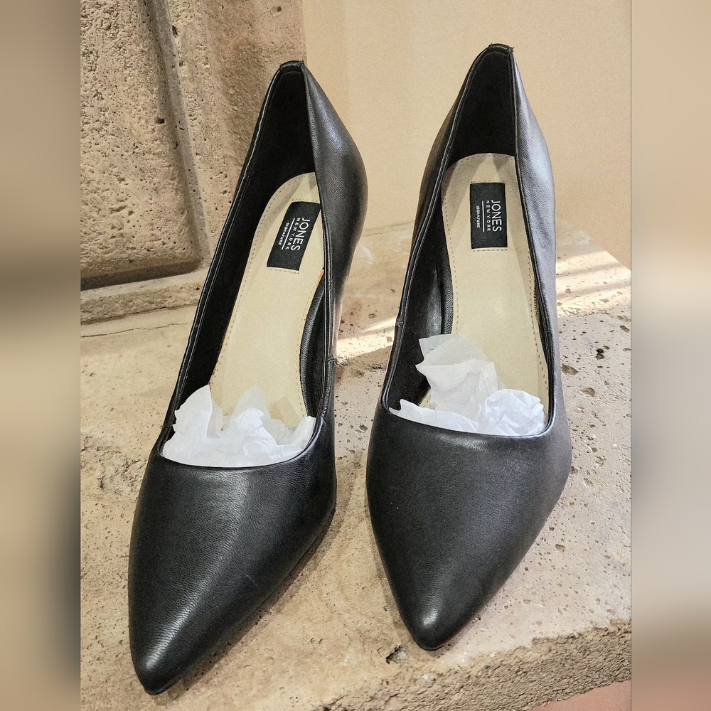 NWOB Jones New York Signature Darcy Pumps Size 9